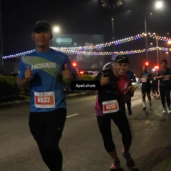 Runner Photo 4359318
