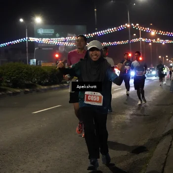 Runner Photo 4359336