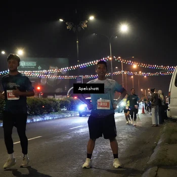 Runner Photo 4359341