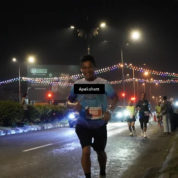 Runner Photo 4359343