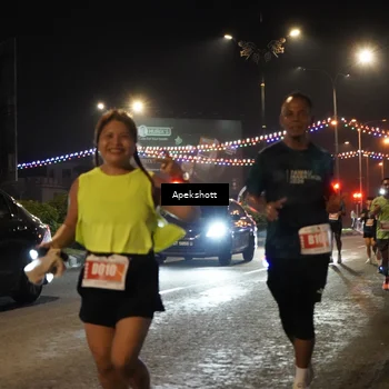 Runner Photo 4359348