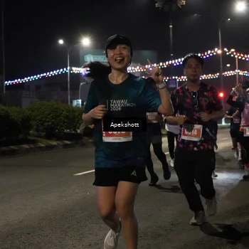 Runner Photo 4359354