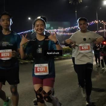 Runner Photo 4359376