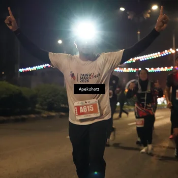 Runner Photo 4359378