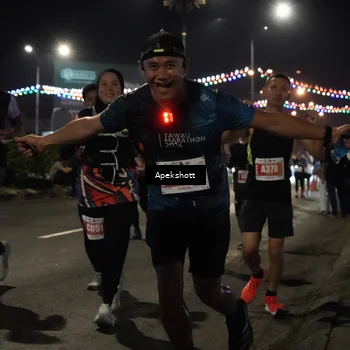 Runner Photo 4359381