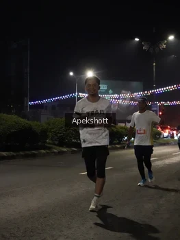 Runner Photo 4359390