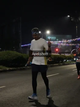 Runner Photo 4359394
