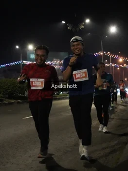 Runner Photo 4359408