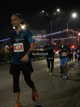 Runner Photo 4359411