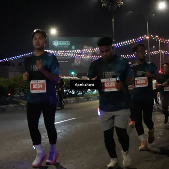 Runner Photo 4359423