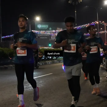 Runner Photo 4359425