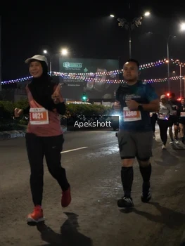 Runner Photo 4359430