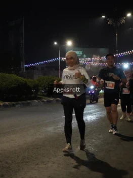 Runner Photo 4359433