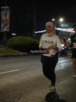 Runner Photo 4359436