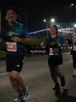 Runner Photo 4359441