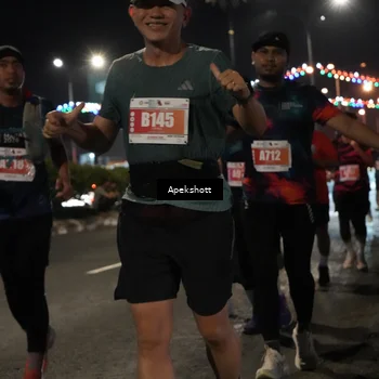 Runner Photo 4359450