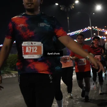 Runner Photo 4359452