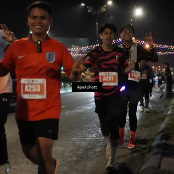 Runner Photo 4359465