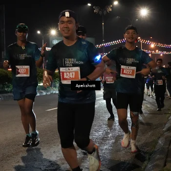 Runner Photo 4359469