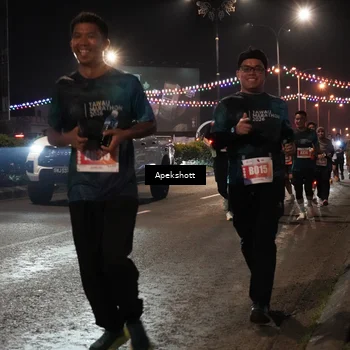 Runner Photo 4359475