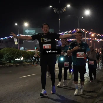 Runner Photo 4359479
