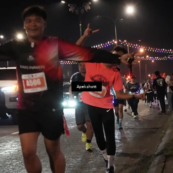 Runner Photo 4359485