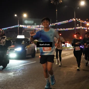 Runner Photo 4359496