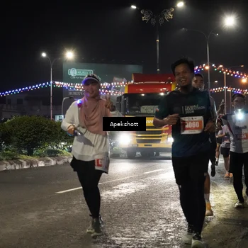 Runner Photo 4359504