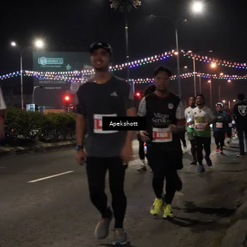 Runner Photo 4359532