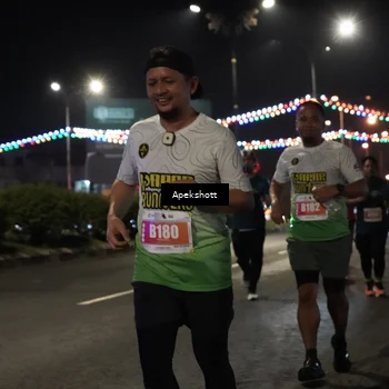 Runner Photo 4359550