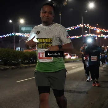 Runner Photo 4359552