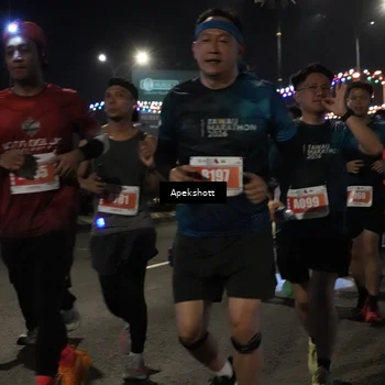 Runner Photo 4359578