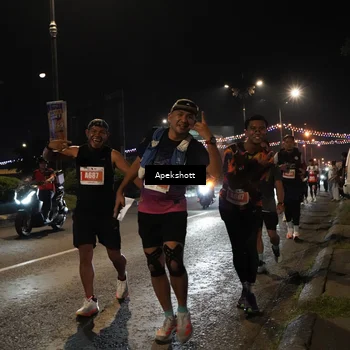 Runner Photo 4359592