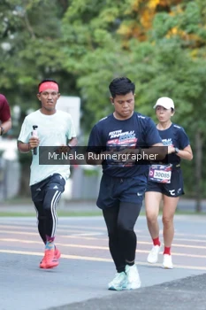 Runner Photo 43596
