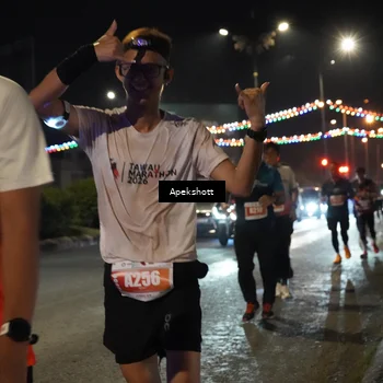 Runner Photo 4359601