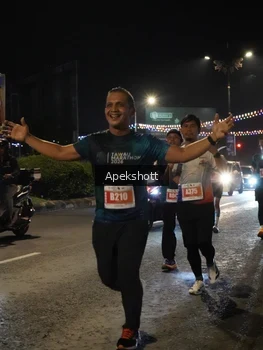 Runner Photo 4359605