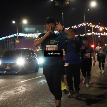 Runner Photo 4359623