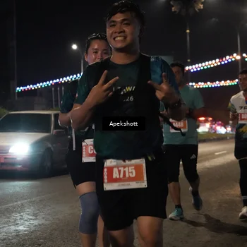 Runner Photo 4359634