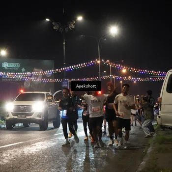 Runner Photo 4359648
