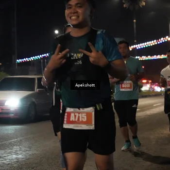 Runner Photo 4359651