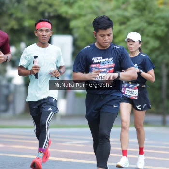 Runner Photo 43597