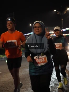 Runner Photo 4359700