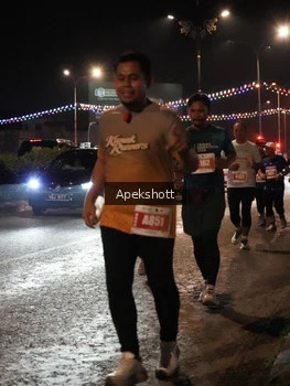 Runner Photo 4359732