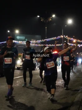 Runner Photo 4359733