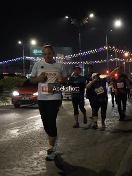 Runner Photo 4359735