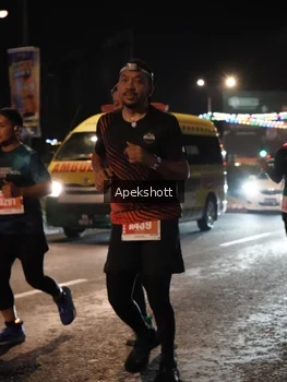 Runner Photo 4359748