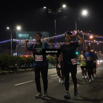 Runner Photo 4359783