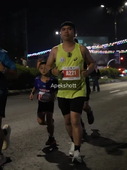 Runner Photo 4359789