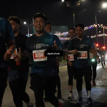 Runner Photo 4359810
