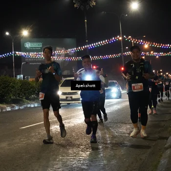 Runner Photo 4359823